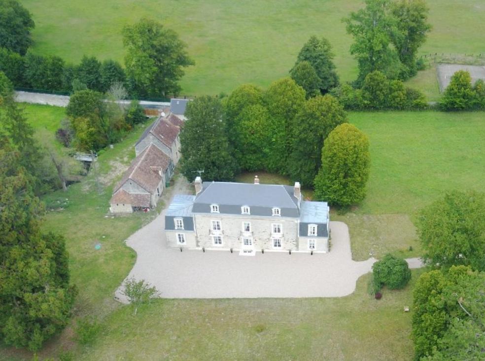 Neuvy-au-Houlme Le Manoir Du Ribardon B&B 외부 사진