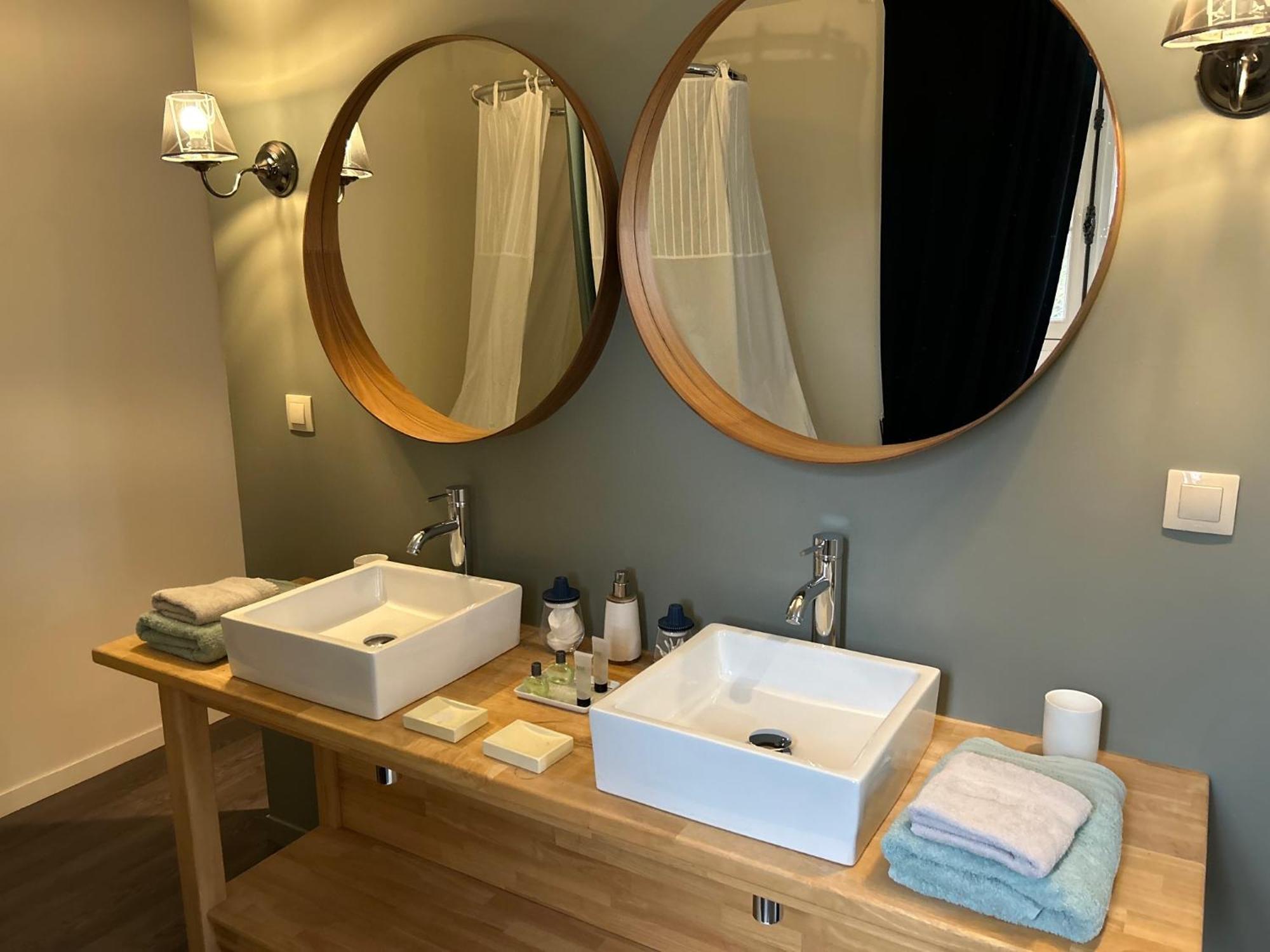 Neuvy-au-Houlme Le Manoir Du Ribardon B&B 외부 사진